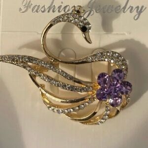 Elegant Gold and Purple Swan Brooch